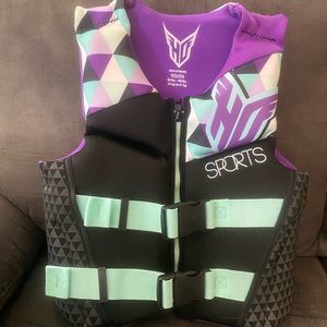 Youth life vest